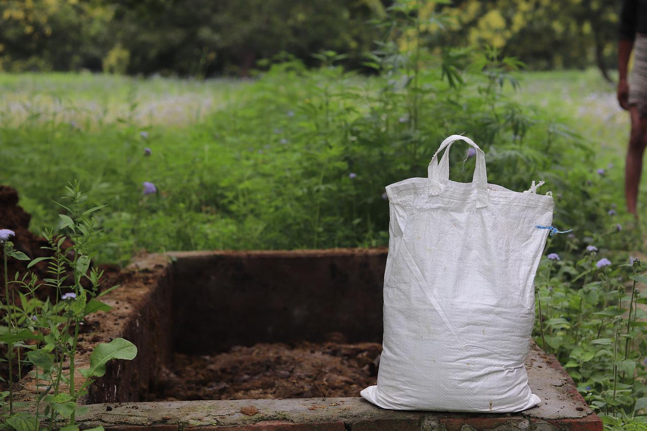 how to store compost