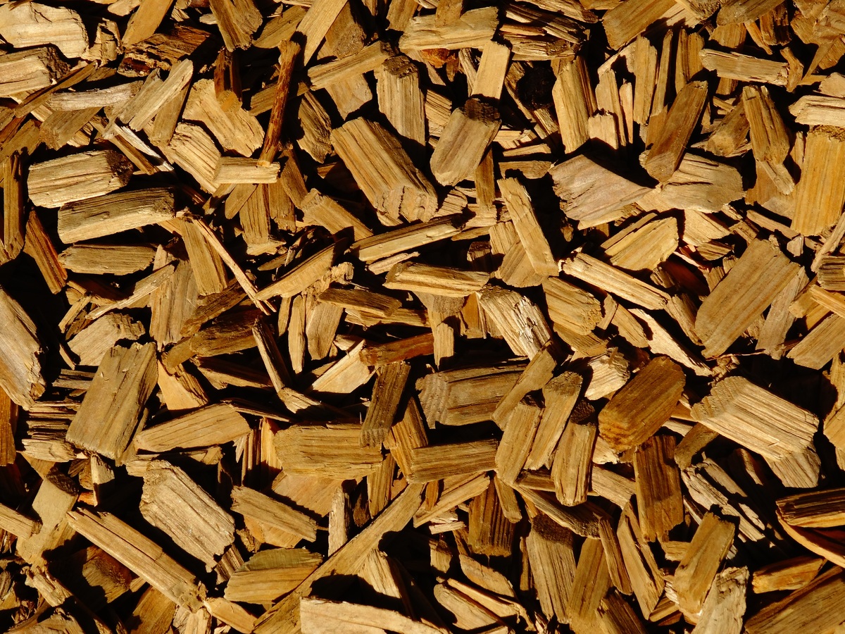 composting wood chips